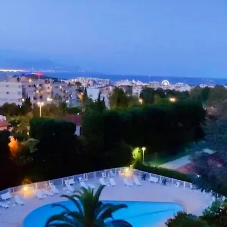 Apartmán Studio Avec Piscine/tennis/petanque Proche Plages