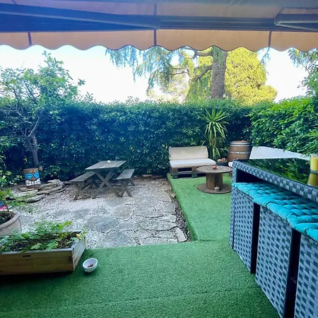Apartmán Studio Avec Piscine/tennis/petanque Proche Plages